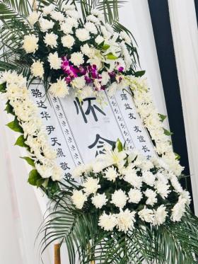 徐少強(qiáng)夫婦追思會現(xiàn)場曝光！夫妻恩愛遺照令人鼻酸，群星送上花牌  第2張